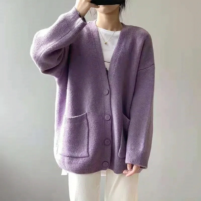 Evelyn - Women's Oversized V-Neck Knit Cardigan
