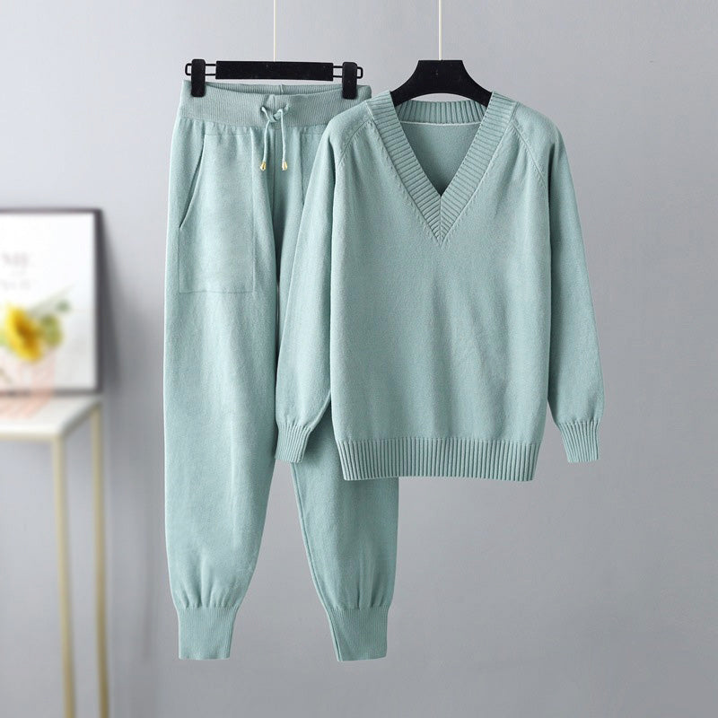 Kiara - Women's V-Neck Sweater & Drawstring Joggers Set