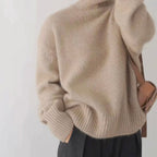Ara - Women's Oversized Cashmere Turtleneck with Ribbed Trim