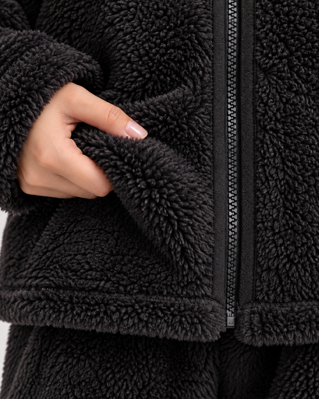 Beatrice - Women's Sherpa Fleece Zip Jacket & Cuffed Joggers Set