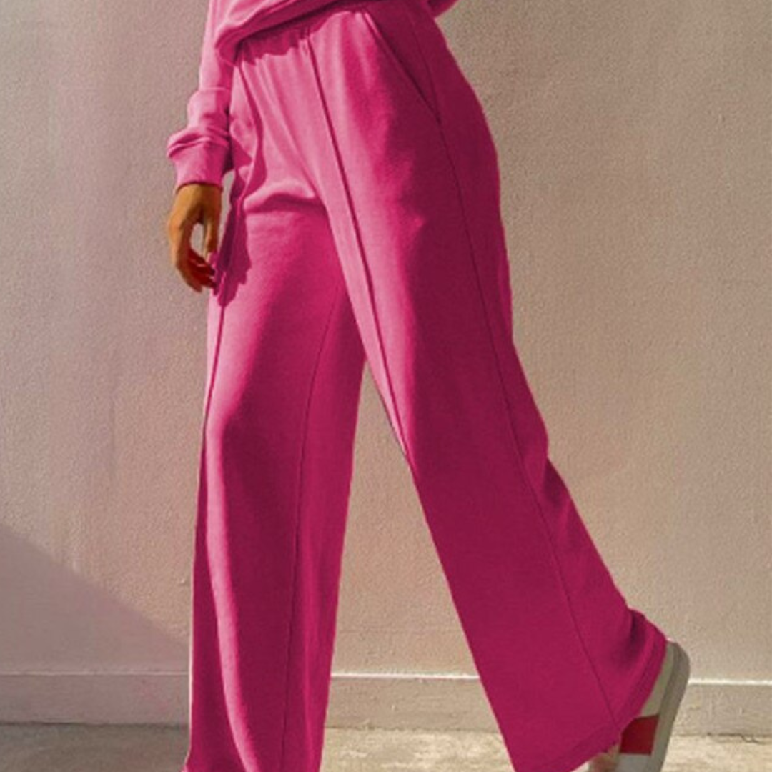 Camila - Women's Cropped Hoodie & High-Waist Wide-Leg Joggers Set