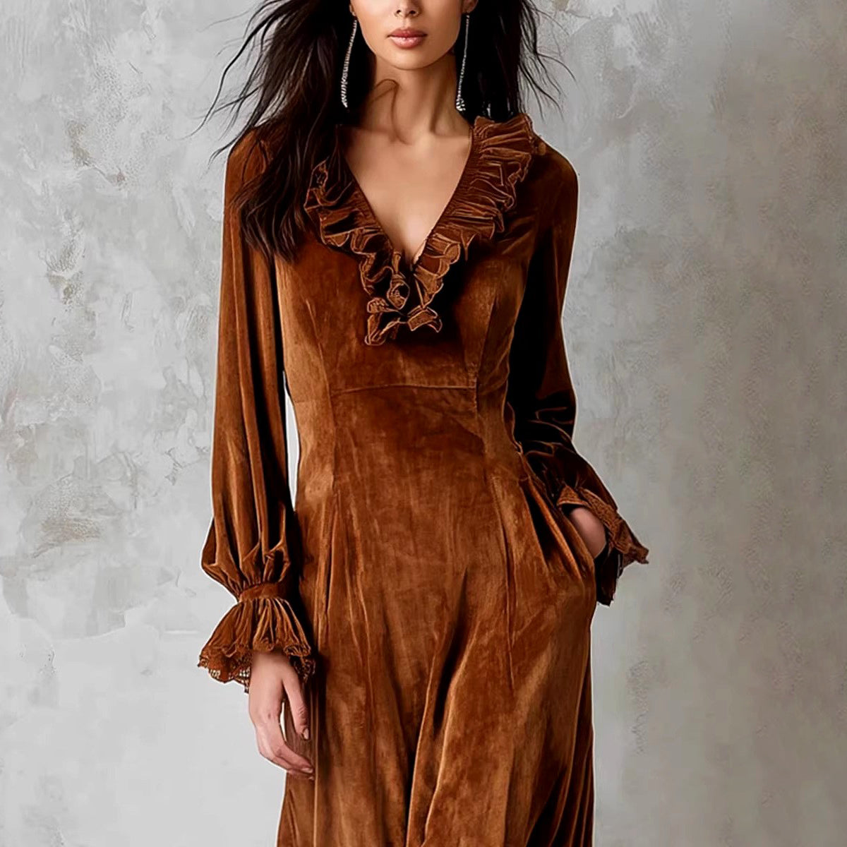 Carla - Women’s Long Sleeve Velvet Dress