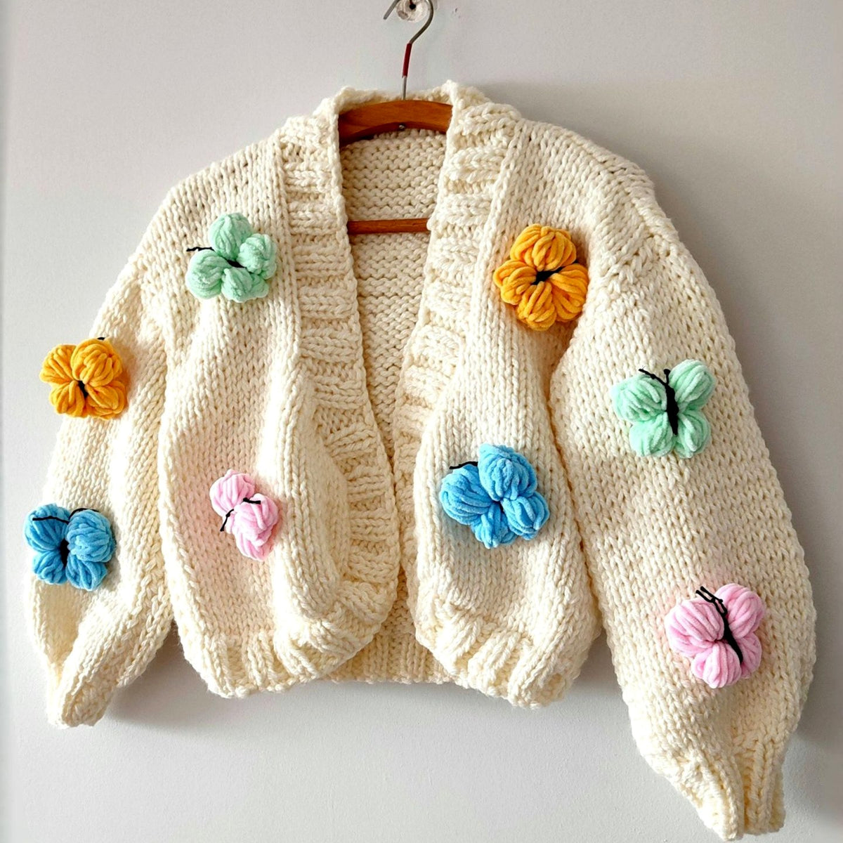 Dolly - Women's Knit Cropped Cardigan with Butterfly Appliques 3