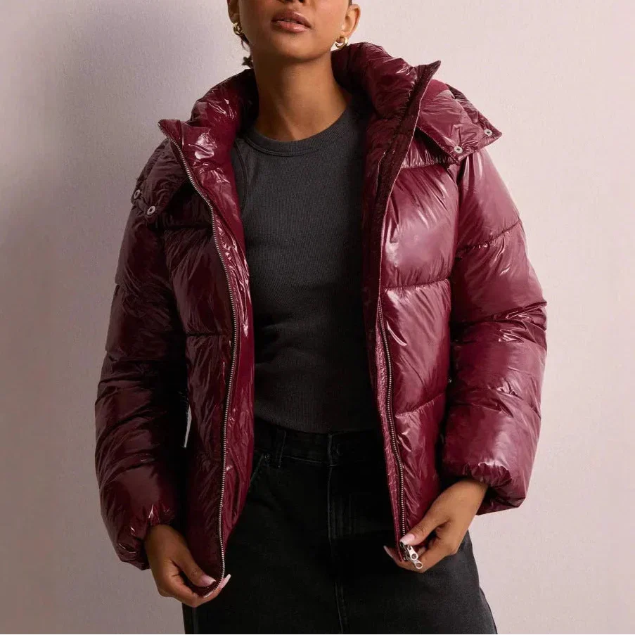 Gemma - Women's Quilted Puffer Jacket with Adjustable Hood