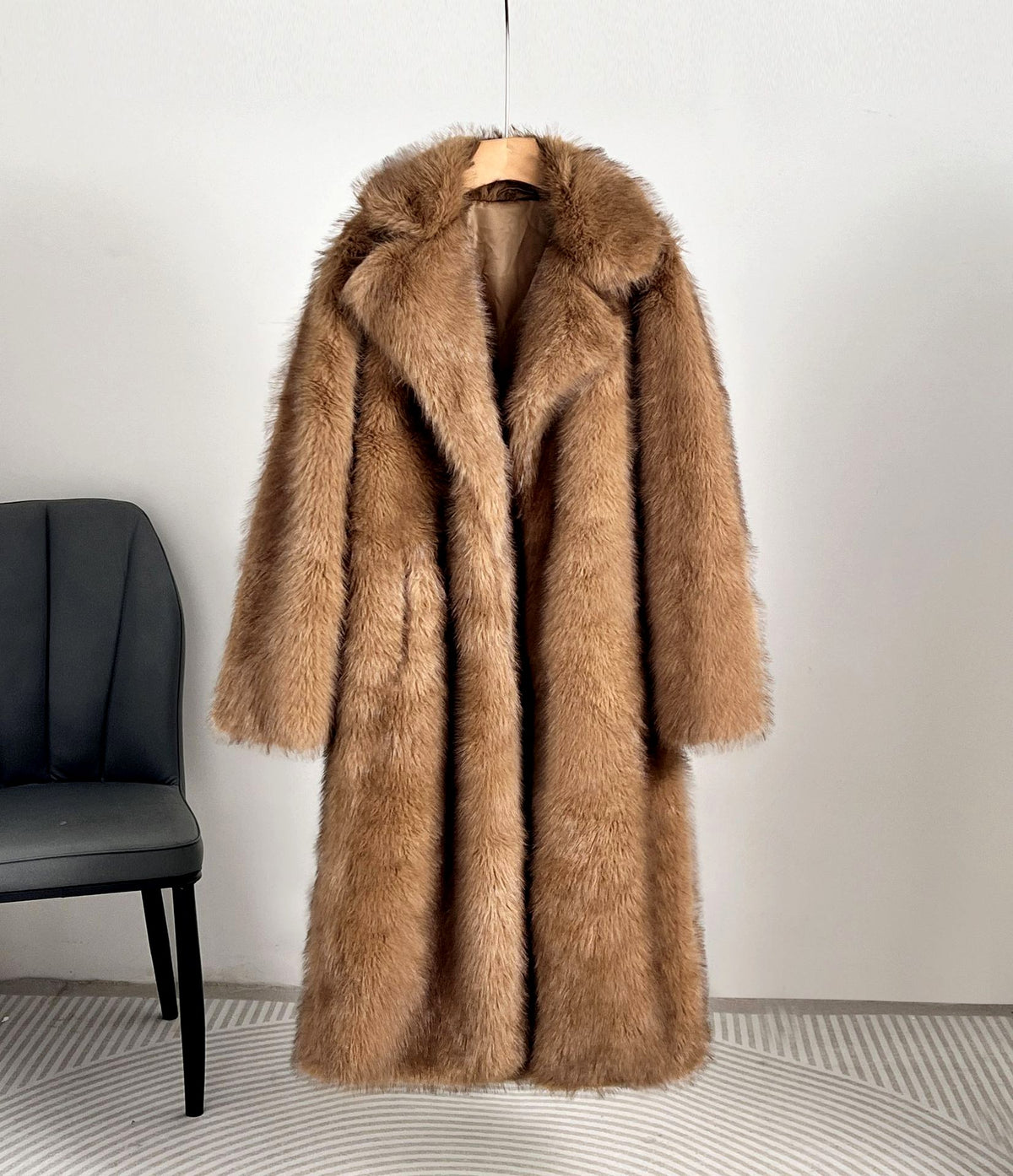 Leah - Women’s Plush Faux Fur Long Coat 2