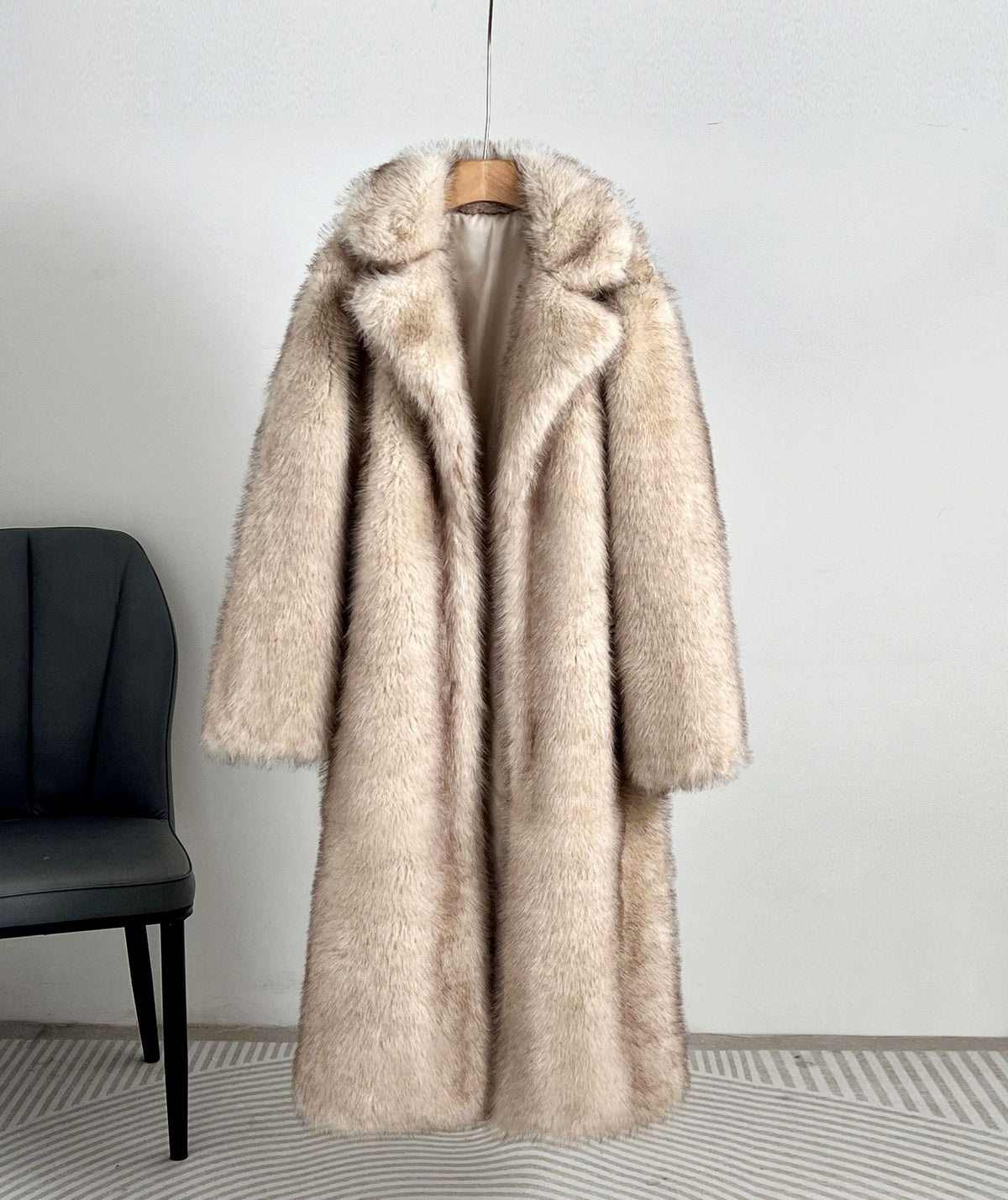Leah - Women’s Plush Faux Fur Long Coat 3