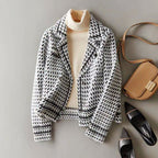Marilyn - Women's Cropped Double-Breasted Houndstooth Jacket