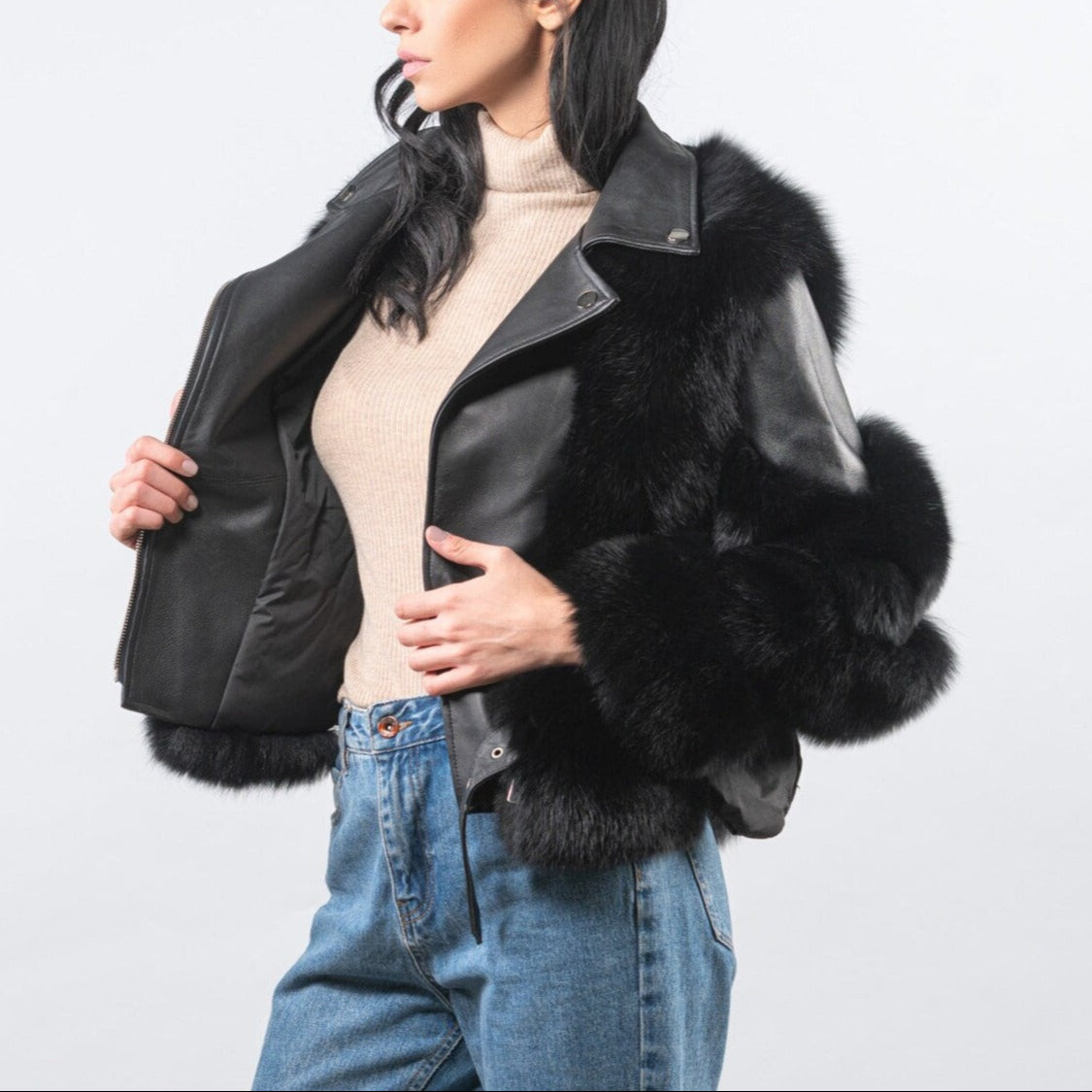 Nympha - Women's Oversized Leather Jacket with Faux Fur Cuffs